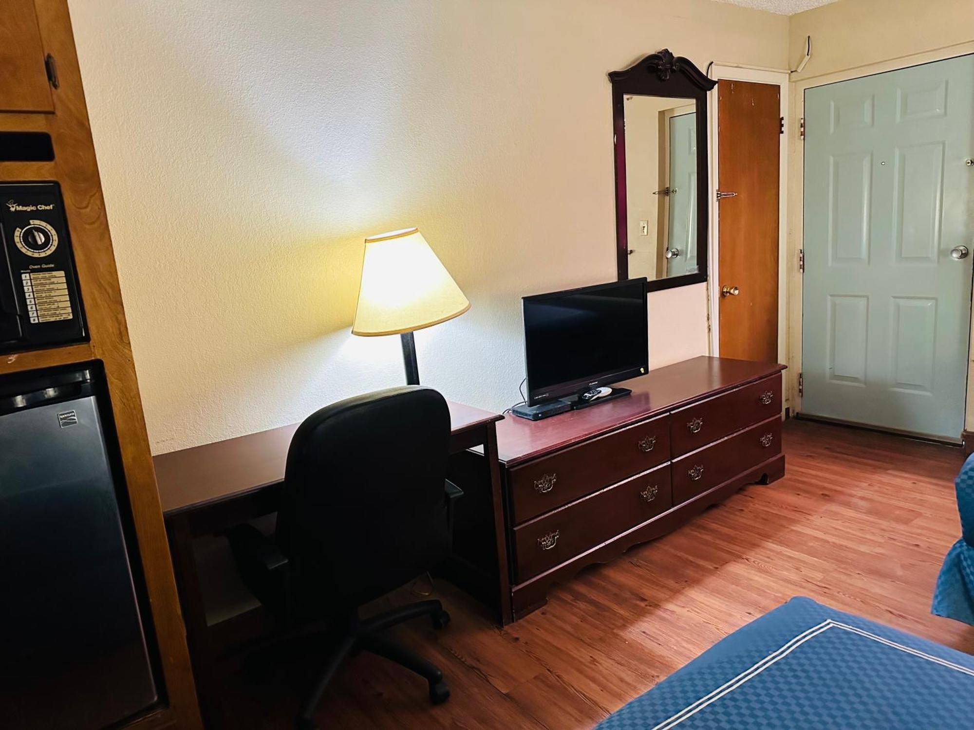 Warrick Plaza Inn Plainview Buitenkant foto